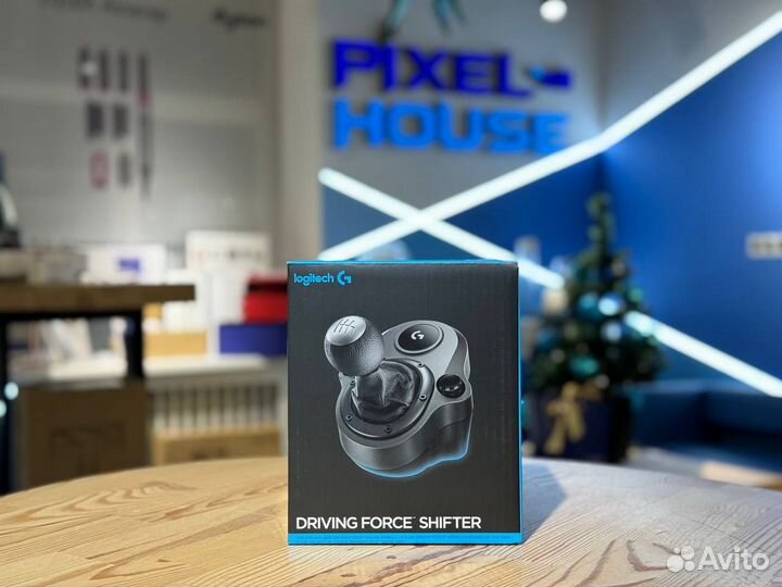 Коробка передач Logitech Driving Force Shifter