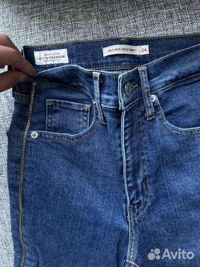 Джинсы женские Levi's 24 оригинал