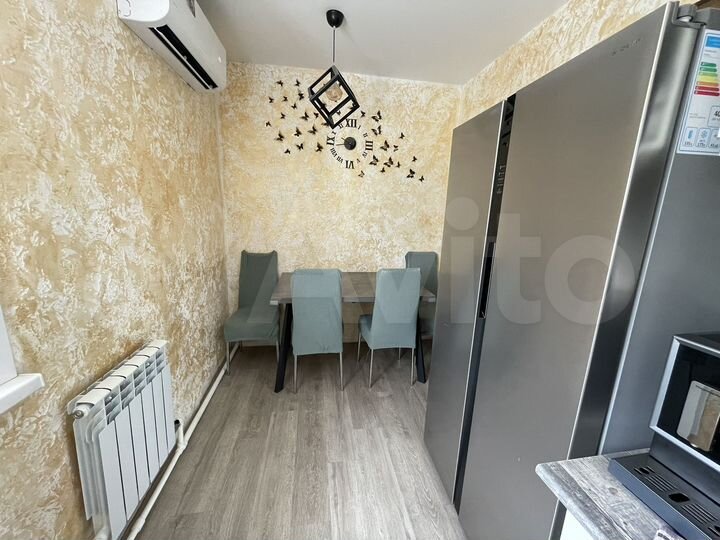 2-к. квартира, 45 м², 3/3 эт.