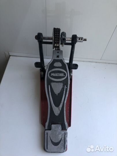 Педаль для бас барабана