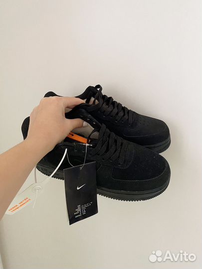 Кроссовки Nike зимние 41 размер