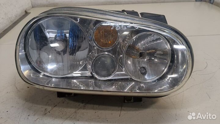 Фара (передняя) правая Volkswagen Golf 4, 2002