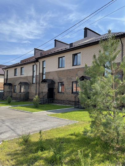 Таунхаус 101 м² на участке 2 сот.