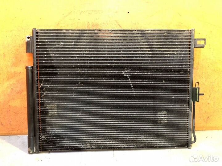 Радиатор кондиционера Jeep Grand Cherokee WK2