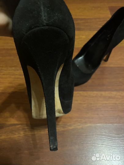 Туфли замшевые Gucci