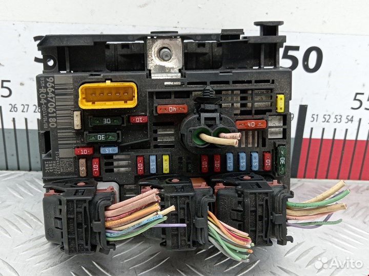 Блок предохранителей для Peugeot-Citroen 308