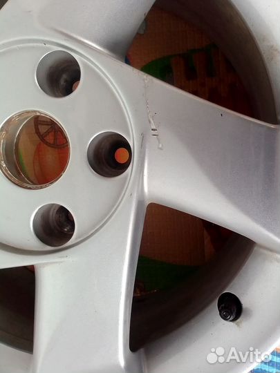 Диски 5x114.3 r16