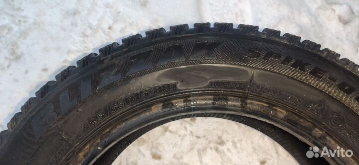 Bridgestone Blizzak Spike-01 185/65 R15 88T