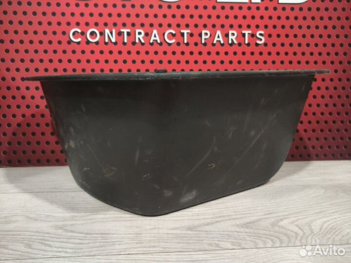 Обшивка багажника Jeep Grand Cherokee WK2 2016