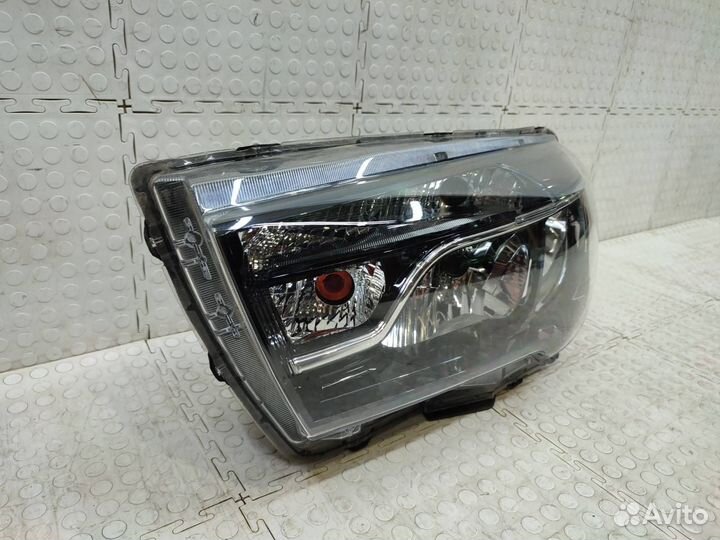Фара левая Лада Веста 2015-2022