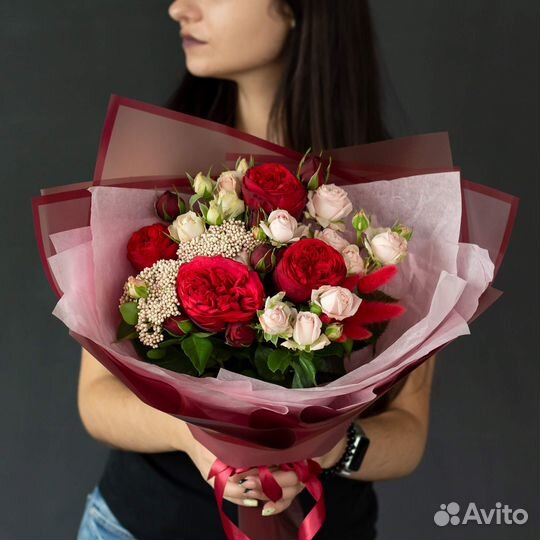 Букет с пионовидной розой №563