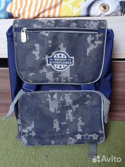 Школьный рюкзак