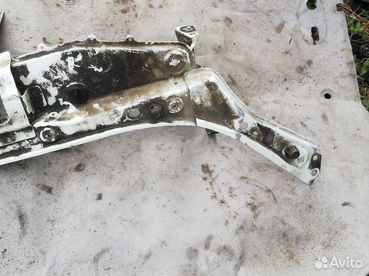 Телевизор Рено Логан 2