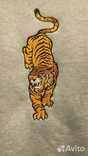 Машинная вышивка на одежде