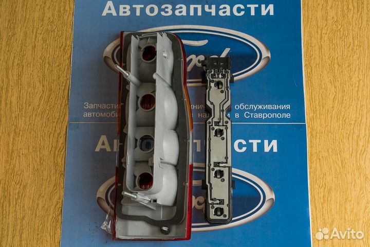 Фонарь Форд Транзит 2000-2005-2006 без платы