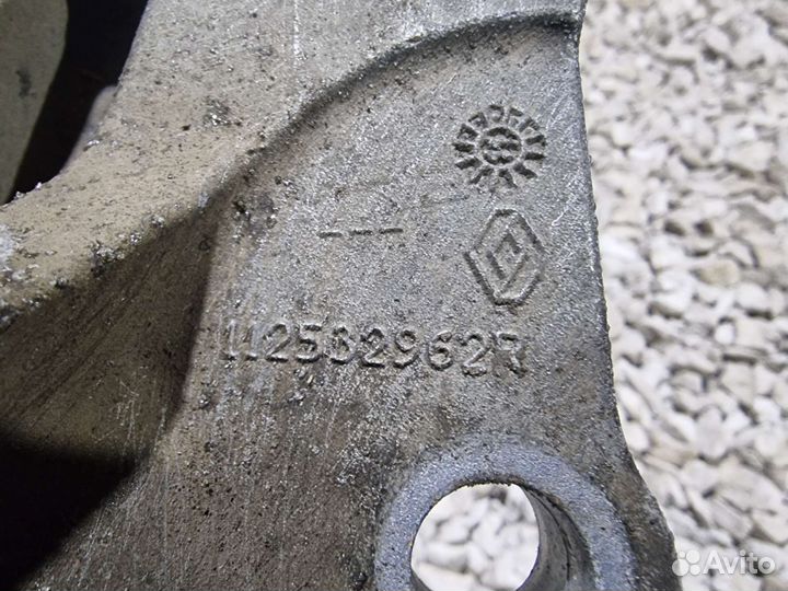 Кронштейн АКПП Флюенс Fluence