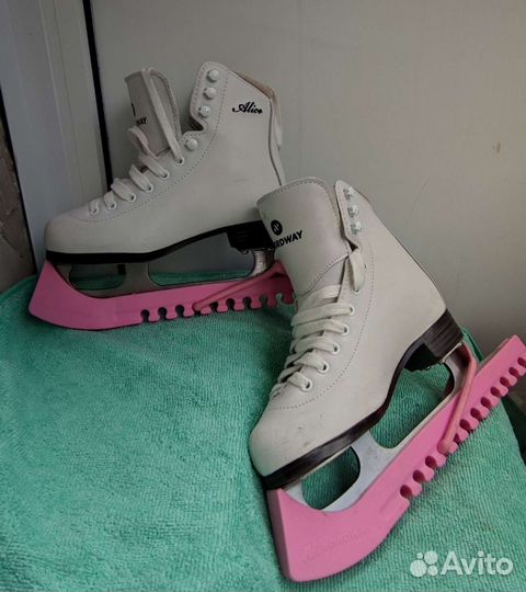 Коньки фигурные детские