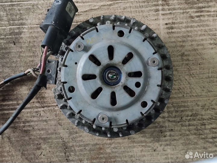 Мотор Вентилятор охлаждения на Mersedes CLS W 218