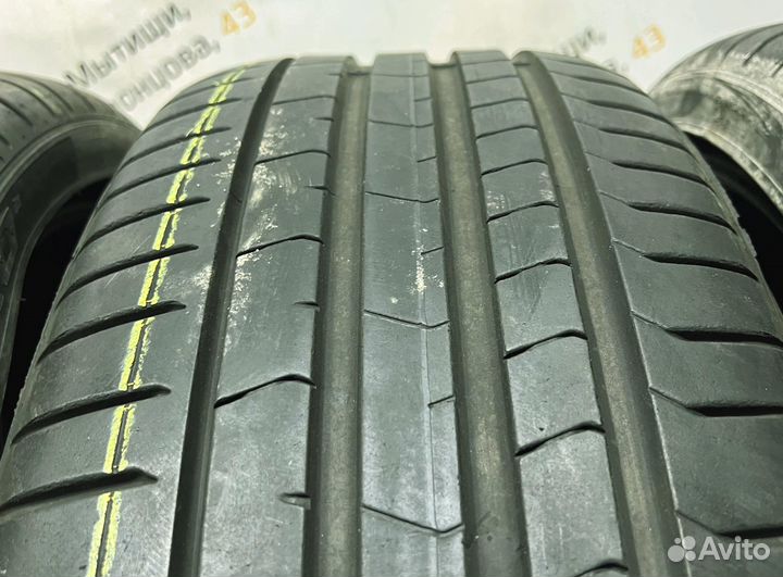 Pirelli P Zero PZ4 245/35 R20 94Y