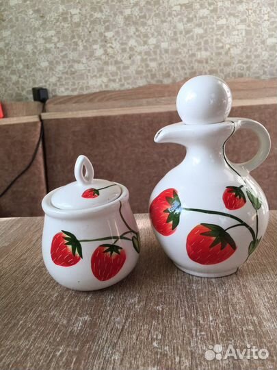 Сахарница и малочник