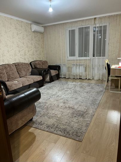 3-к. квартира, 92 м², 9/9 эт.