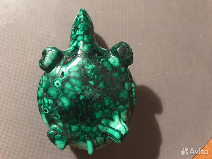 Фигурки из малахита