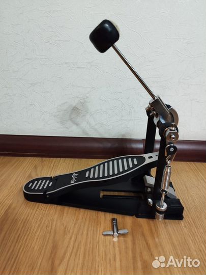 Педаль для б барабана Ludwig