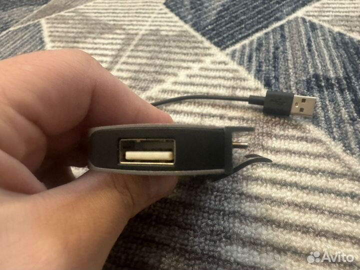 USB-C Multiport Clamp Hub