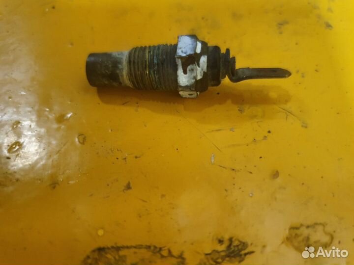 Датчик температуры воды митсубиси mitsubishi