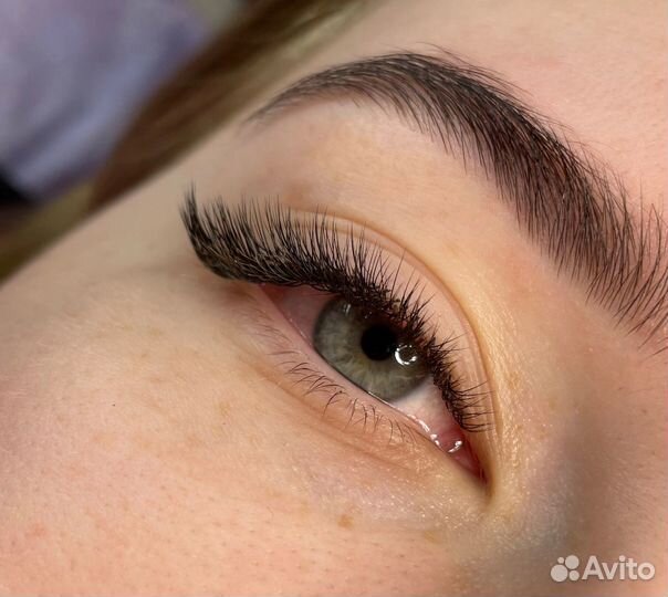 Наращивание ресресниц /брови