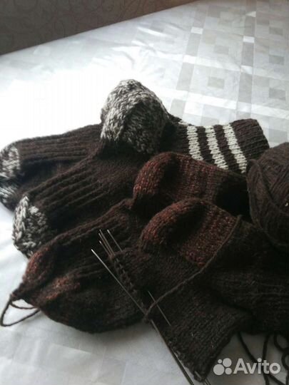 Носки, пояса из собачьей и овечьей шерсти