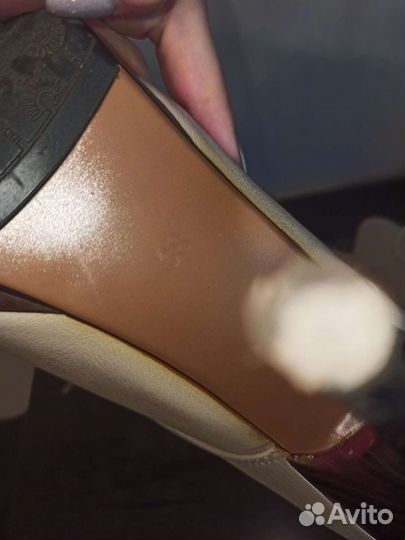 Туфли женские бежевые Ronzo, 38 р