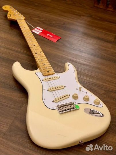 Fender Jimi Hendrix Stratocaster Olympic White