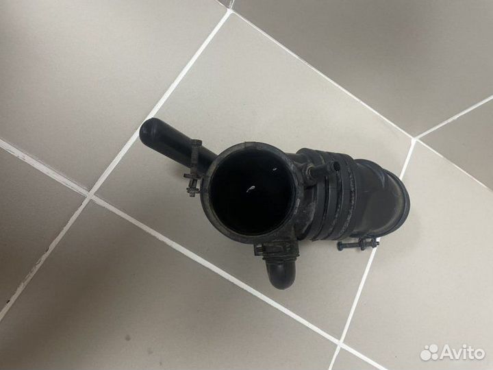 Патрубок воздушного фильтра Hyundai Getz