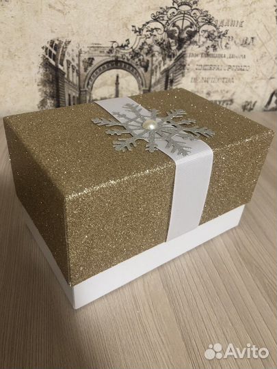 Коробка подарочная