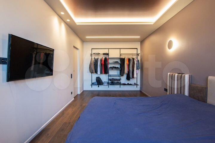 2-к. квартира, 88 м², 2/4 эт.