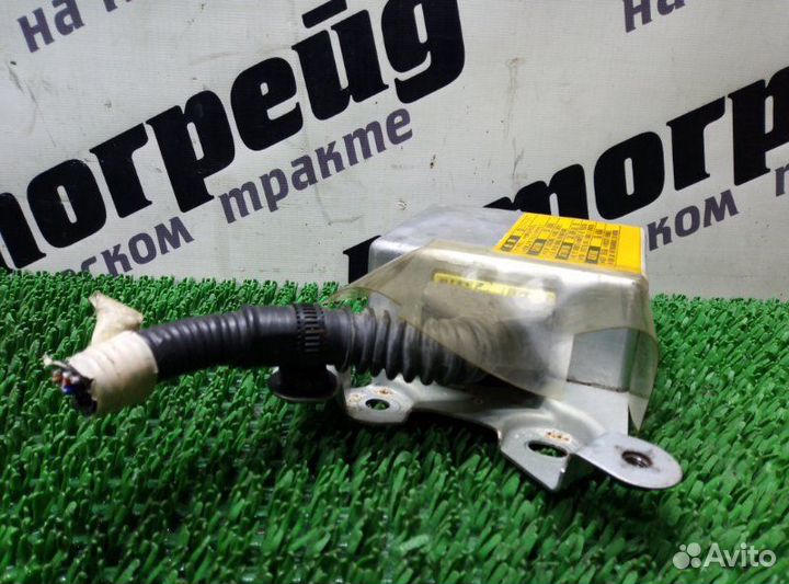 Блок управления airbag Toyota Camry SV40 4S-FE