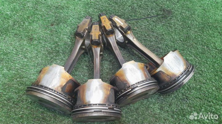 Поршень с шатуном Geely Mk Cross 2011