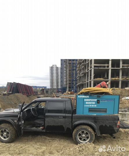 Компрессор с отбойными молотками