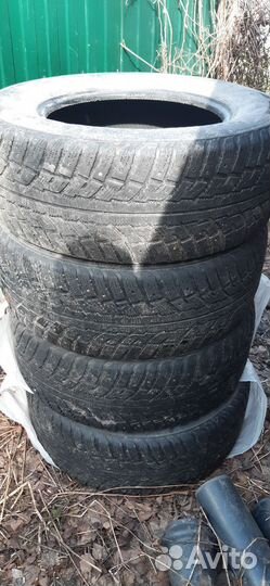 Kumho I'Zen RV Stud KC16 265/65 R17