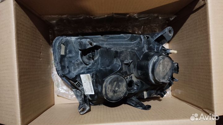 Фара на renault duster