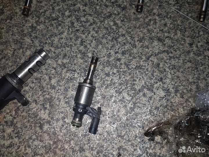 Форсунка топливная с тнвд 1.2 cjza skoda Octavia 7