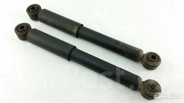 Амортизатор задний Nissan r nessa