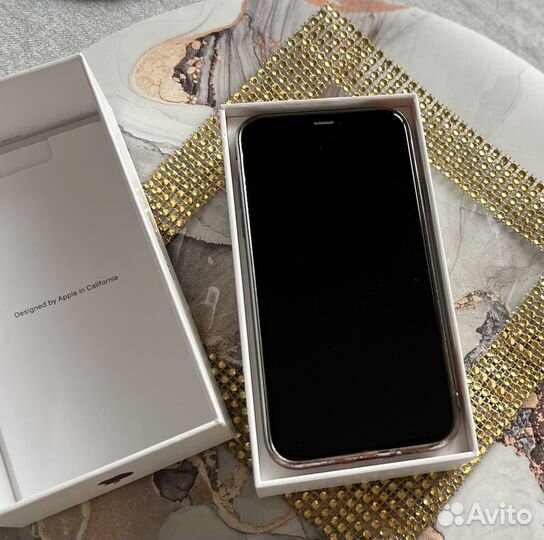 iPhone Xr, 128 ГБ