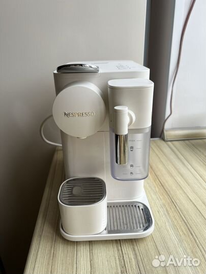 Кофемашина delonghi nespresso