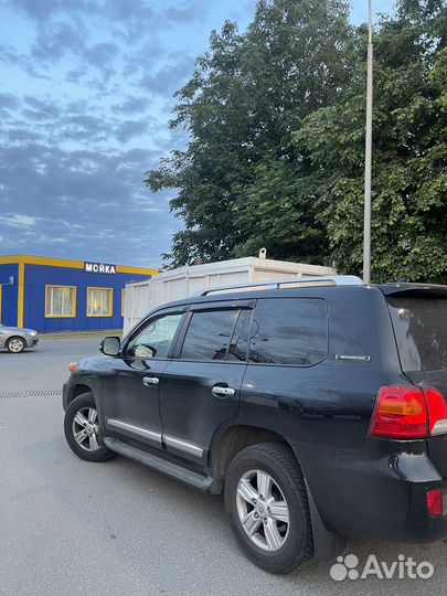 Toyota Land Cruiser, 2015