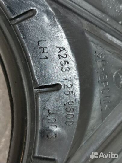 Молдинг двери передний левый Mercedes-Benz Glc