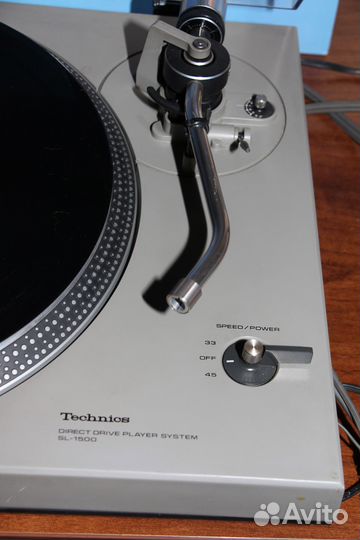Проигрыватель винила Technics SL 1500