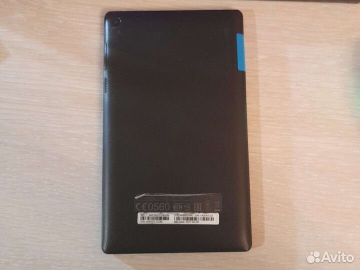 Планшет Lenovo tb3 710I