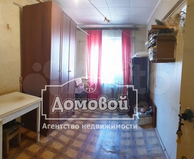 Комната 11,1 м² в 3-к., 1/5 эт.